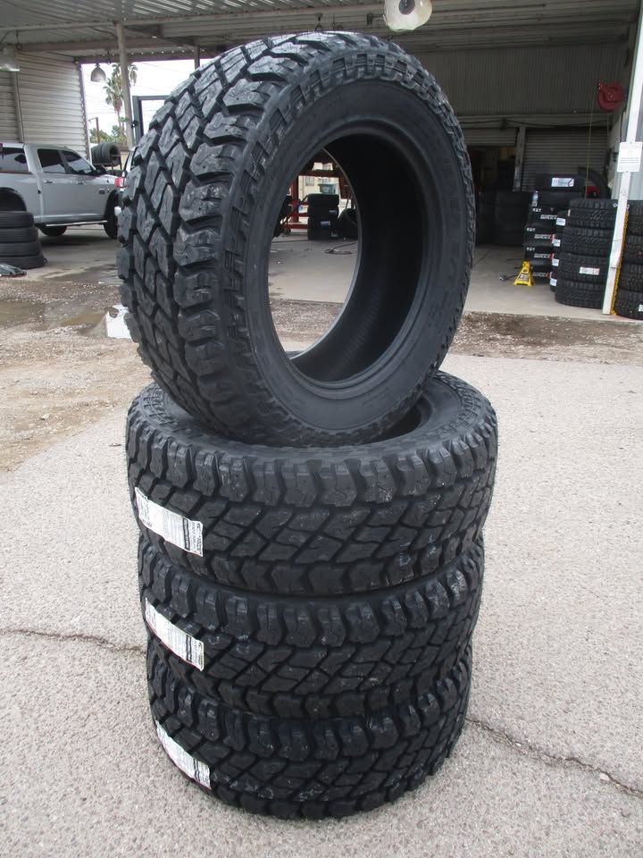 35x12.50R20 LT New Cooper Discoverer ST Maxx All Terrain 10 Ply Tires