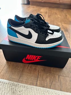 Air Jordan 1 low “UNC” size 5.5
