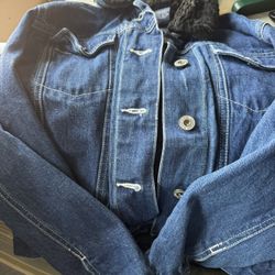 Jacket, girls size, large quilted inside beautiful jacket from the gap