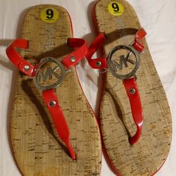 Micheal Kors Fuscia Color  Sandal Exc Cond