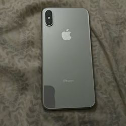 iPhone X (ONLY FOR PARTS)