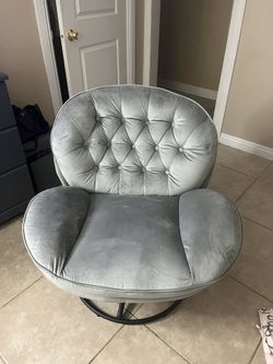 About Tufted Back Type Swivel Base Accent Chair With Ottoman 