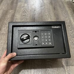 Small safe