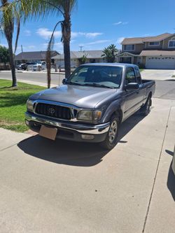 2004 tacoma