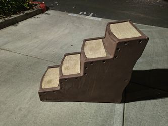 PET STAIRS (GREAT CONDITION)