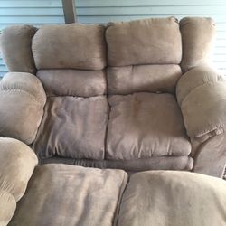 Sofa Love Seat Ottoman Pillows 