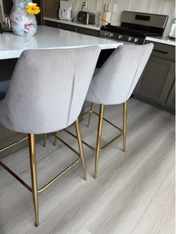 Gray velvet barstools 4