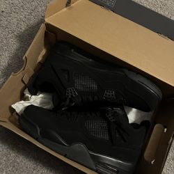 Jordan 4 Retro ‘Black cats 