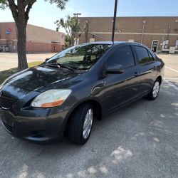 2009 Toyota Yaris