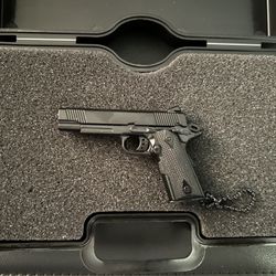 Black Colt 1911 Toy Gun Key Chain