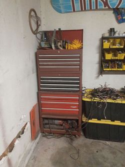 Tool boxes
