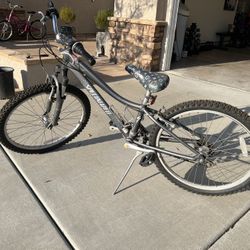 24” Specialized Girl’s Mountain Bike