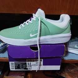 Nike Men's Shoes
