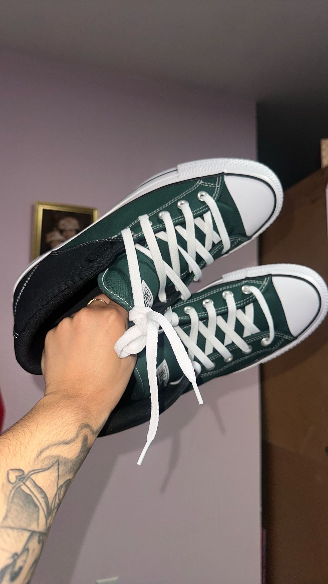 Converse