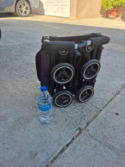 Gb pockit stroller