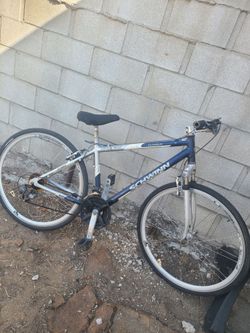 Schwinn Trail Way Hybrid Aluminum Bike
