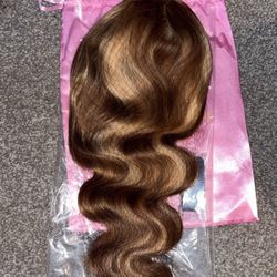 13x4 26 INCH HIGHLIGHTED WIG 