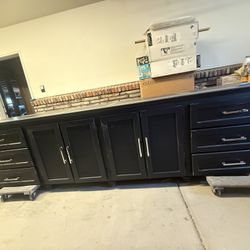 Credenza/Cabinet 