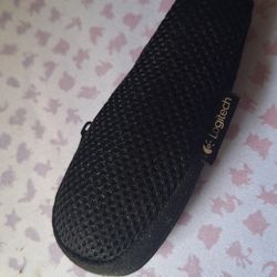 logitech wireless presenter r400, wireless presentation remote clicker with 50 ft red laser pointer