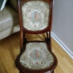 Antique Chair For Kids