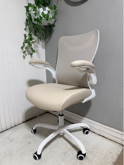 Desk chair, office chair
