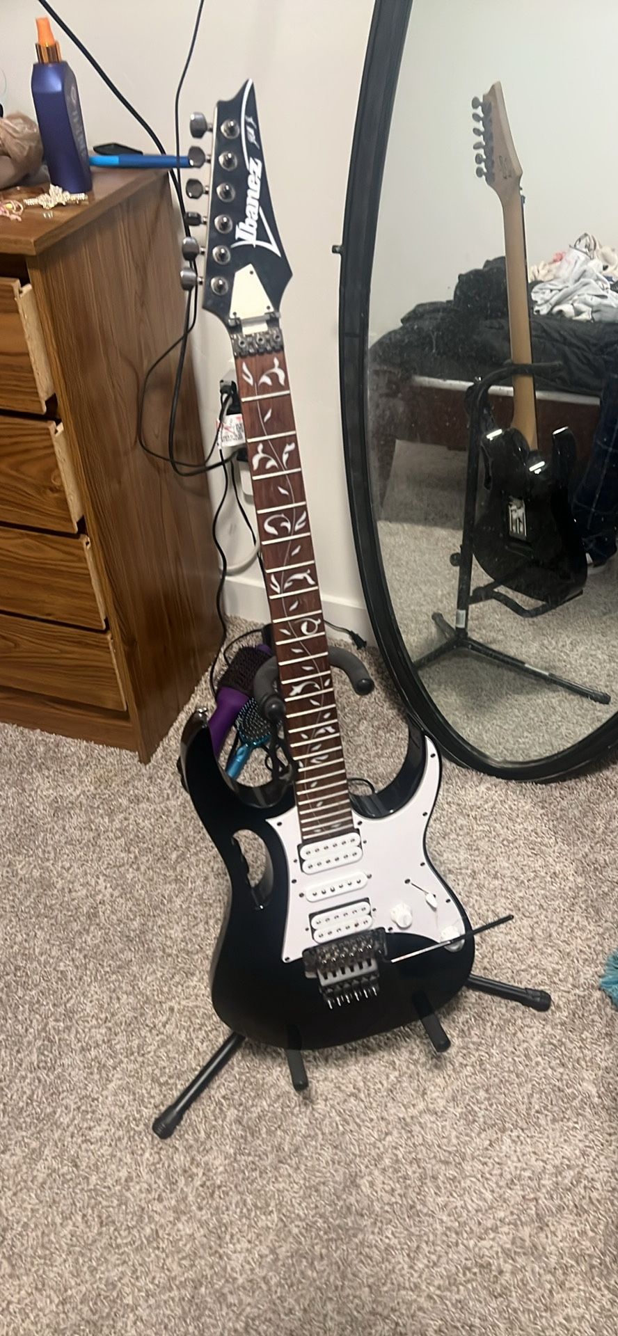 Ibanez Steve Vai Jem Jr 