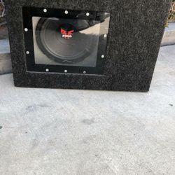 Enclosed speaker box woofer