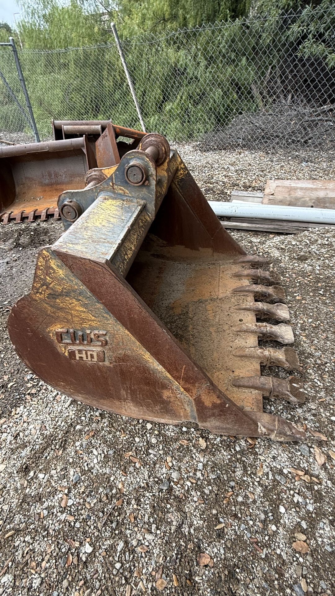 60” Excavator Bucket