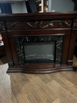 Fireplace/ chimenea