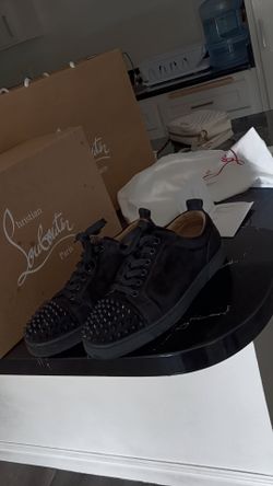 CHRISTIAN LOUBOUTIN 9