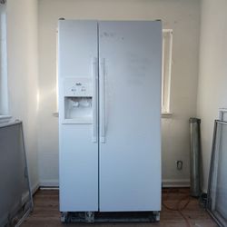 fridge / freezer 