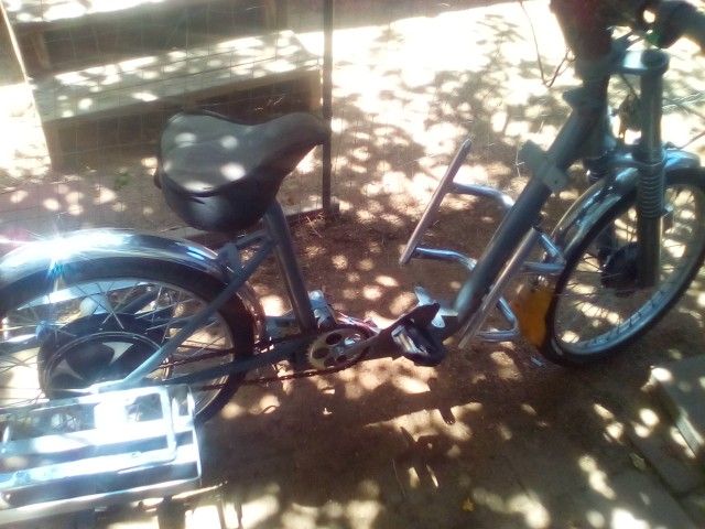 E-Bike/ Motor Cycle