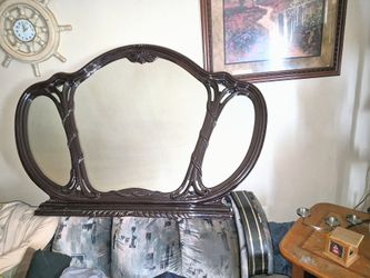 Used composite.   head board board.