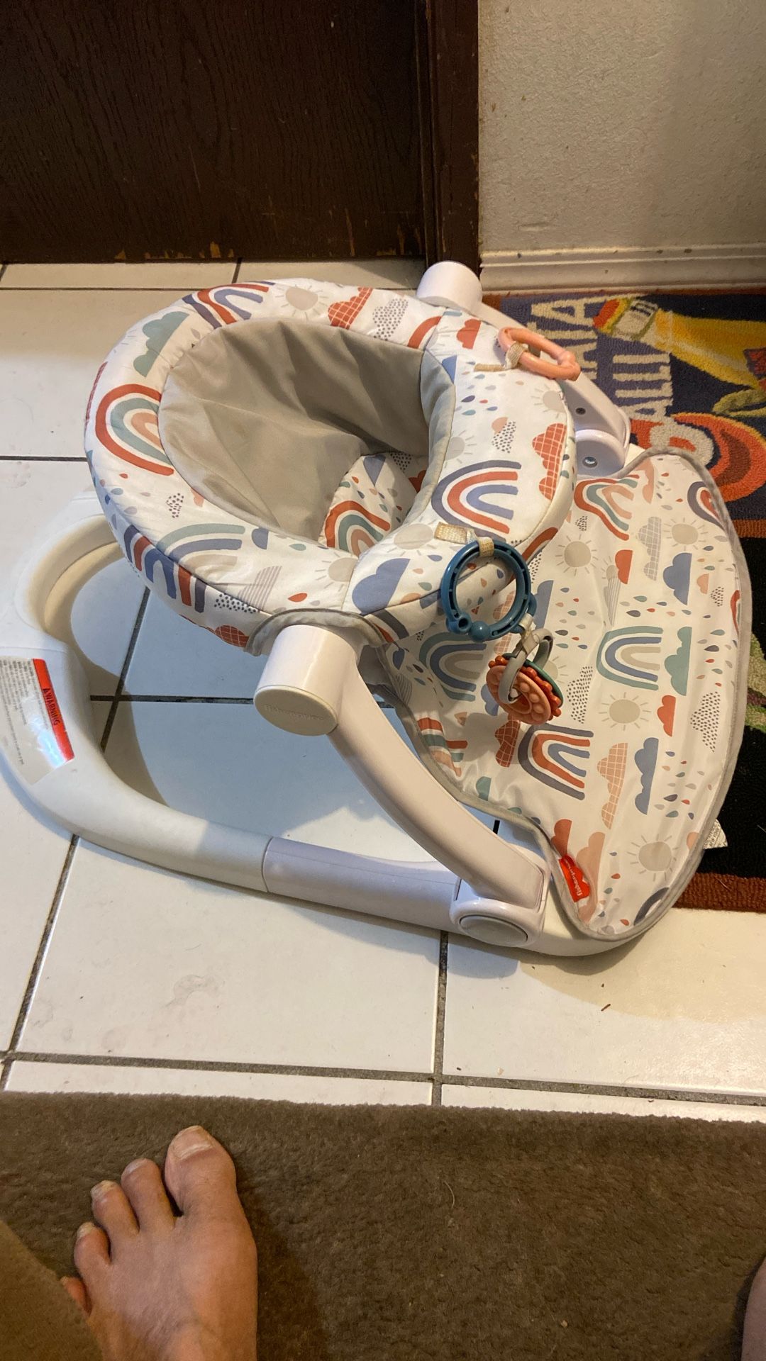 Easy Sit Up Chair Clean Price 10$. Pickup In E Side Tacoma