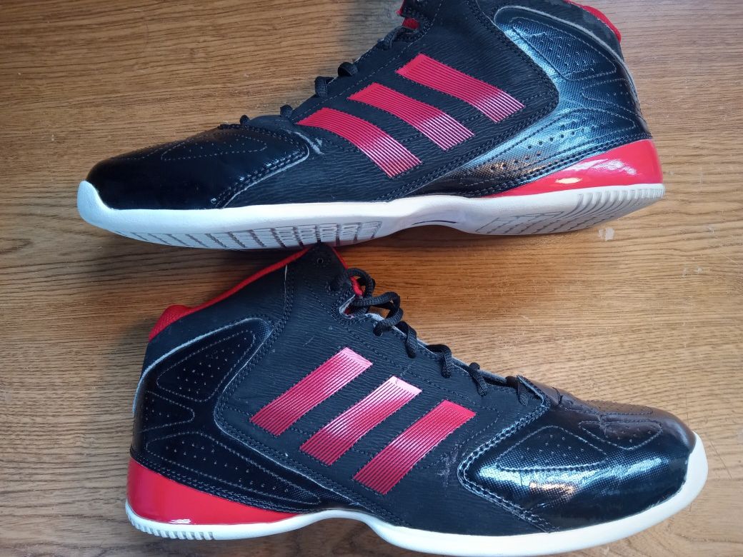 Adidas Men's Basketball Shoes Sz 9.5 Good Condition