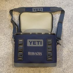 Yeti Hopper Flip 8 Soft Cooler