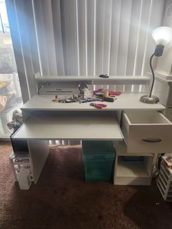 Computer desk