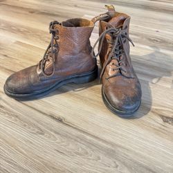 DM boots Size 8 Woman’s 