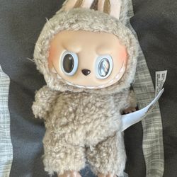 Labubu “toffee”