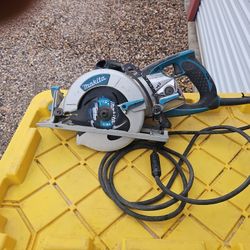 Makita Magnesium Hypoid Circular Saw 7 1/4"