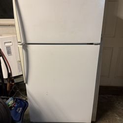 Amana Refrigerator 