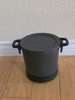 Deep Fryer. Electric Compact Size. Use Less Oil.