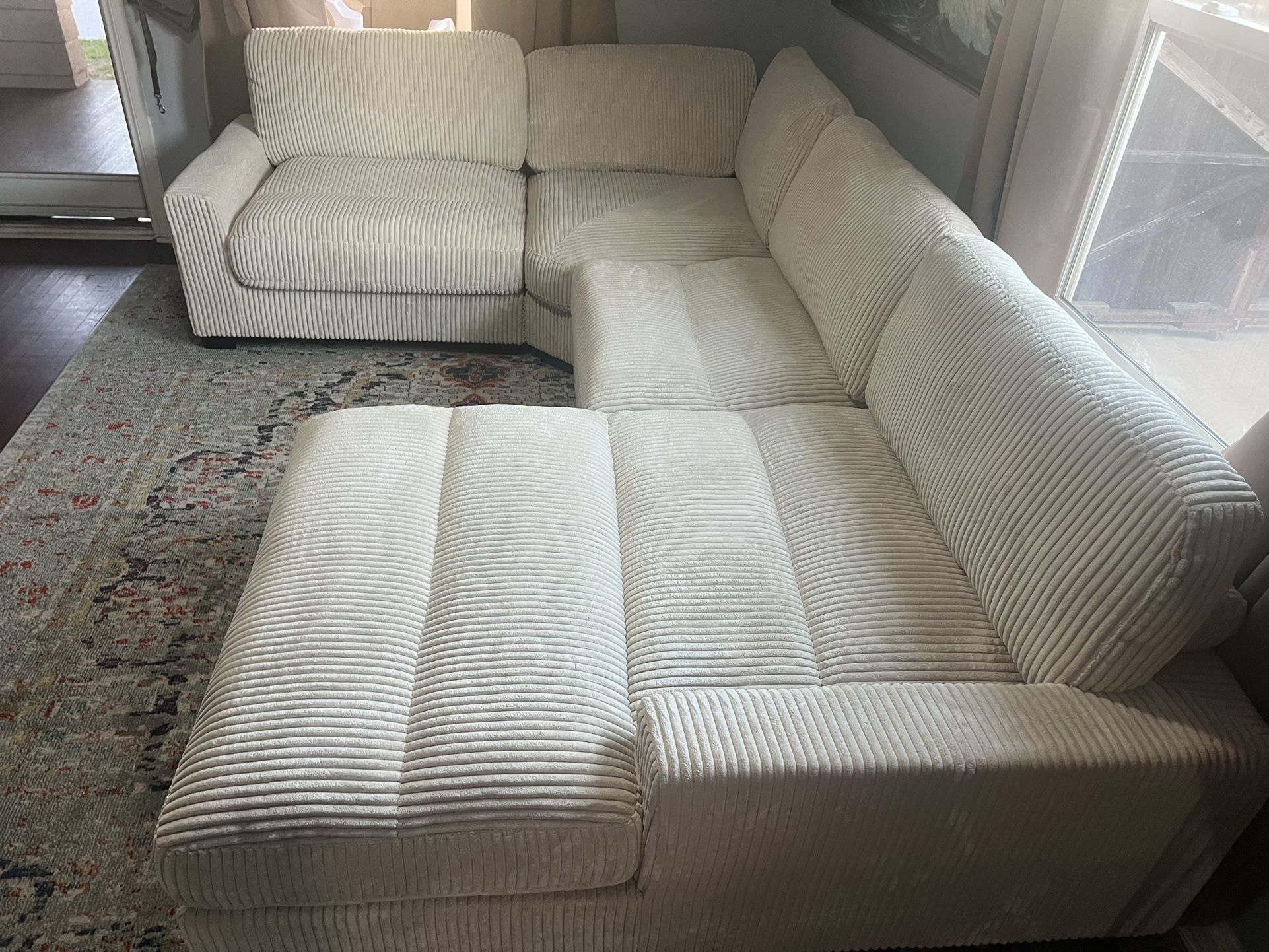 New 4 Piece Corduroy Sectional. Off White / Beige. 90”x127”x66”. Free Delivery!