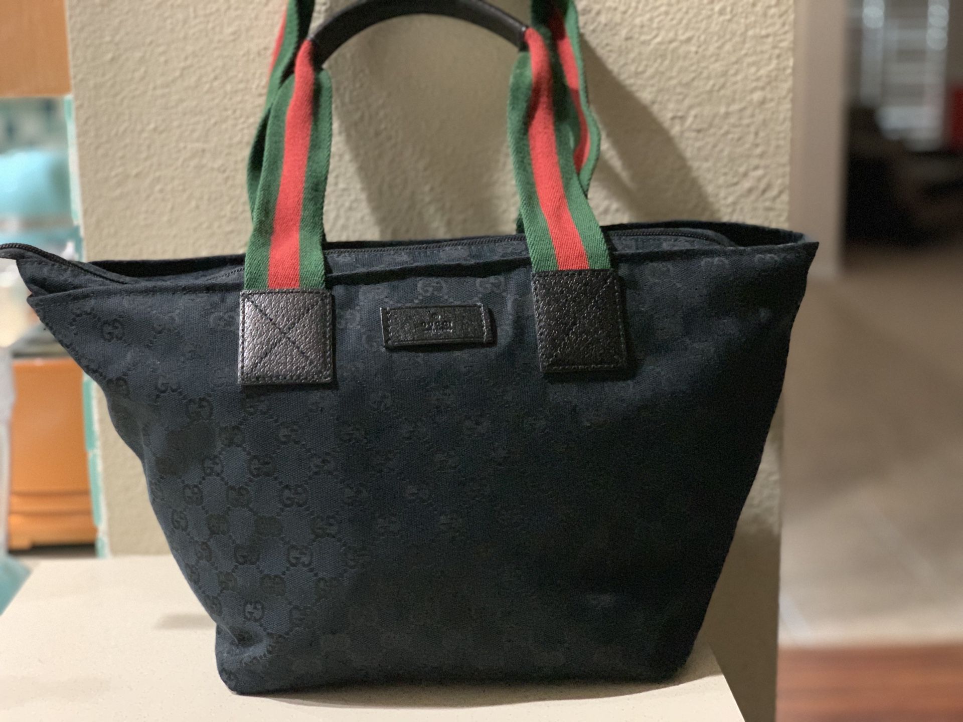 Authentic Vintage Gucci GG Tote bag