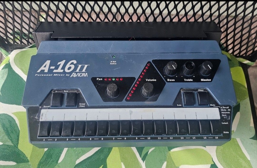 Aviom A16II Unpowered Mixer With Stand And Aviom MT-X Expansion Box