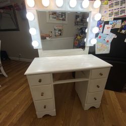 Makeup Vanity 