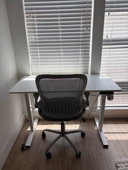 Desk chair