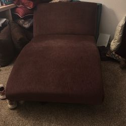 Chaise Lounge