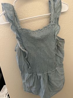 Women’s Old Navy Denim Ruffle Sleeveless Blouse Size L