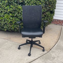 Office Desk Swivel Chair